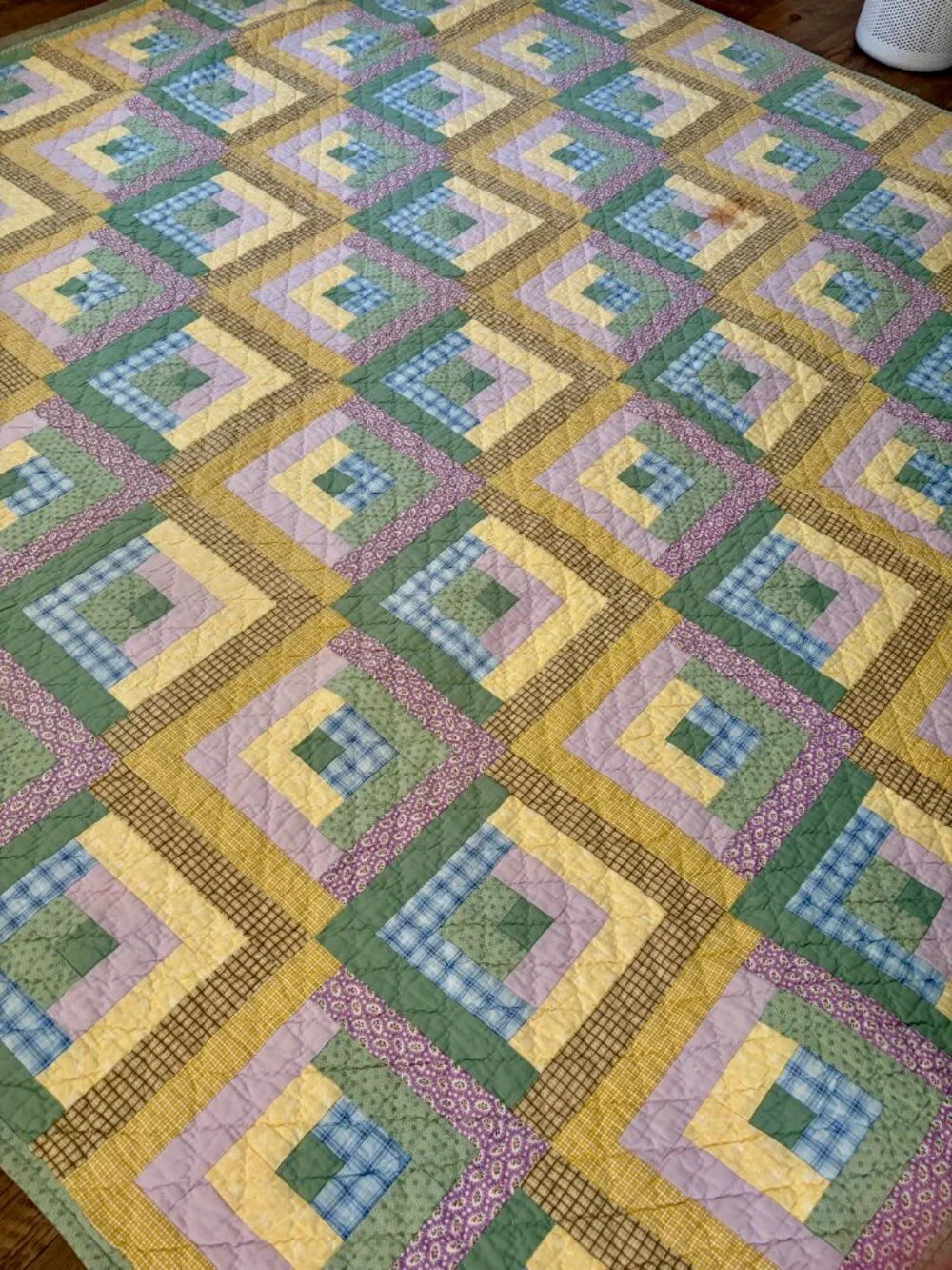 Vintage Log Cabin Quilt | Large Handmade Pastel Patchwork Quilt | 84